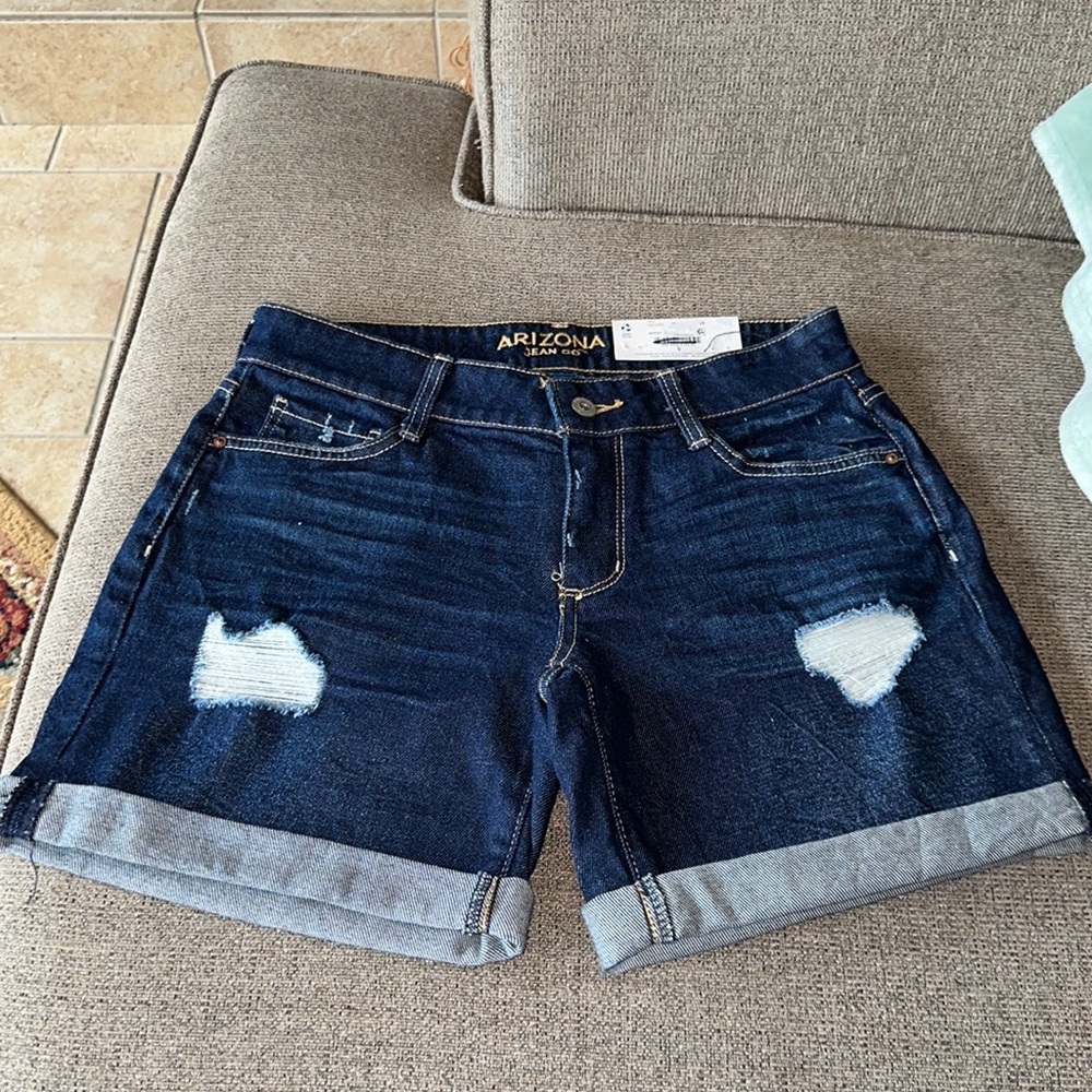 NWT Arizona Junior’s Boyfriend Jean Shorts